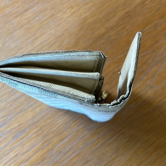 Authentic Louis Vuitton Damier Azur Sarah Wallet Worn Needs Some Love Project - Picture 13 of 14